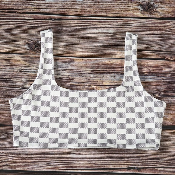 Checkered Crop Top - Picture 6 of 8